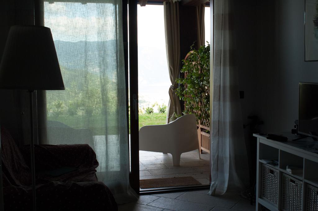 Agriturismo Da Gesi Sale Marasino Ngoại thất bức ảnh